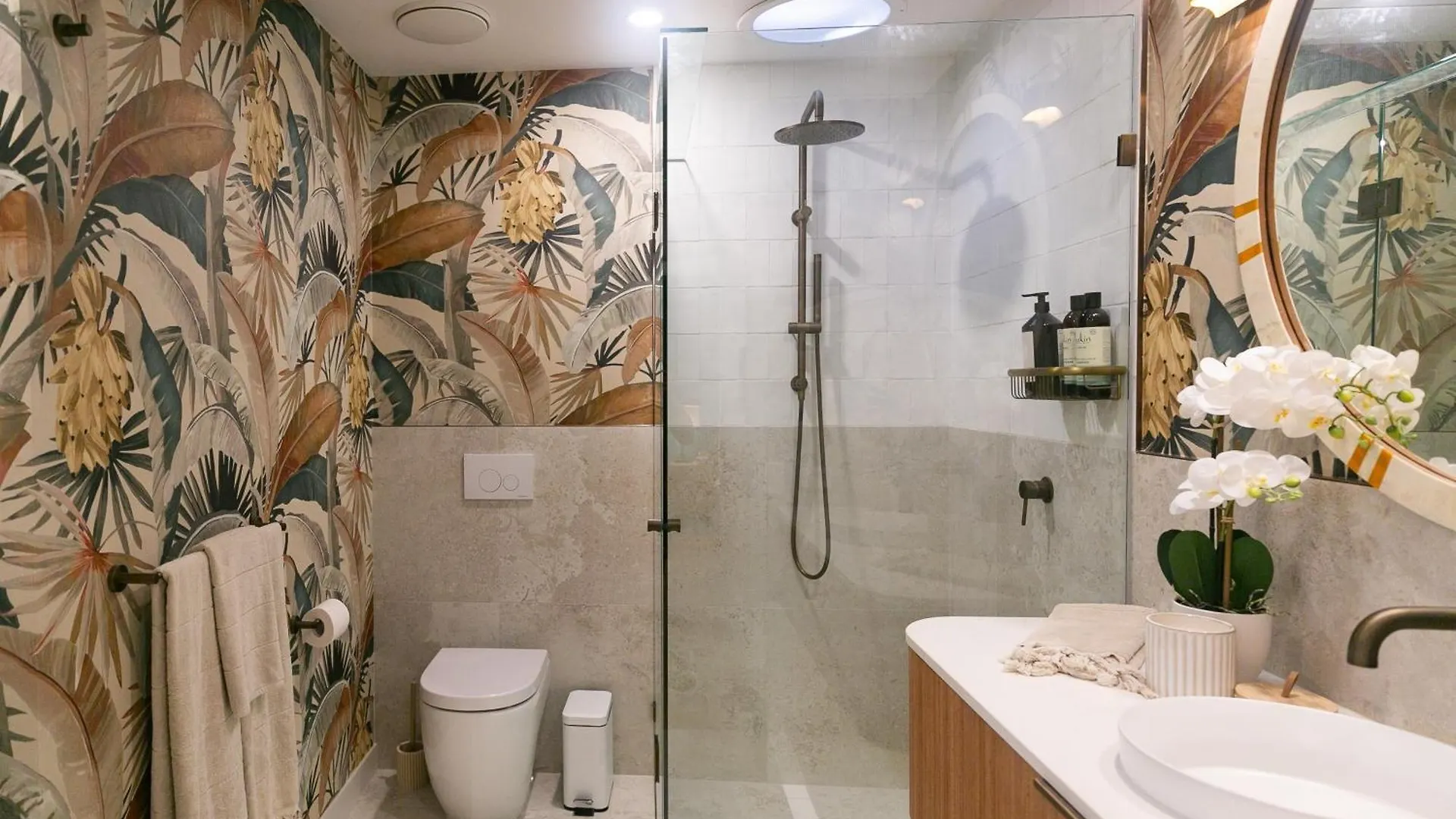 Monsoon Luxury Apartment Port Douglas
