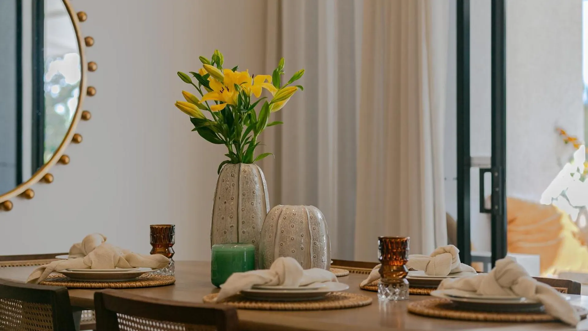 Monsoon Luxury Apartment Port Douglas