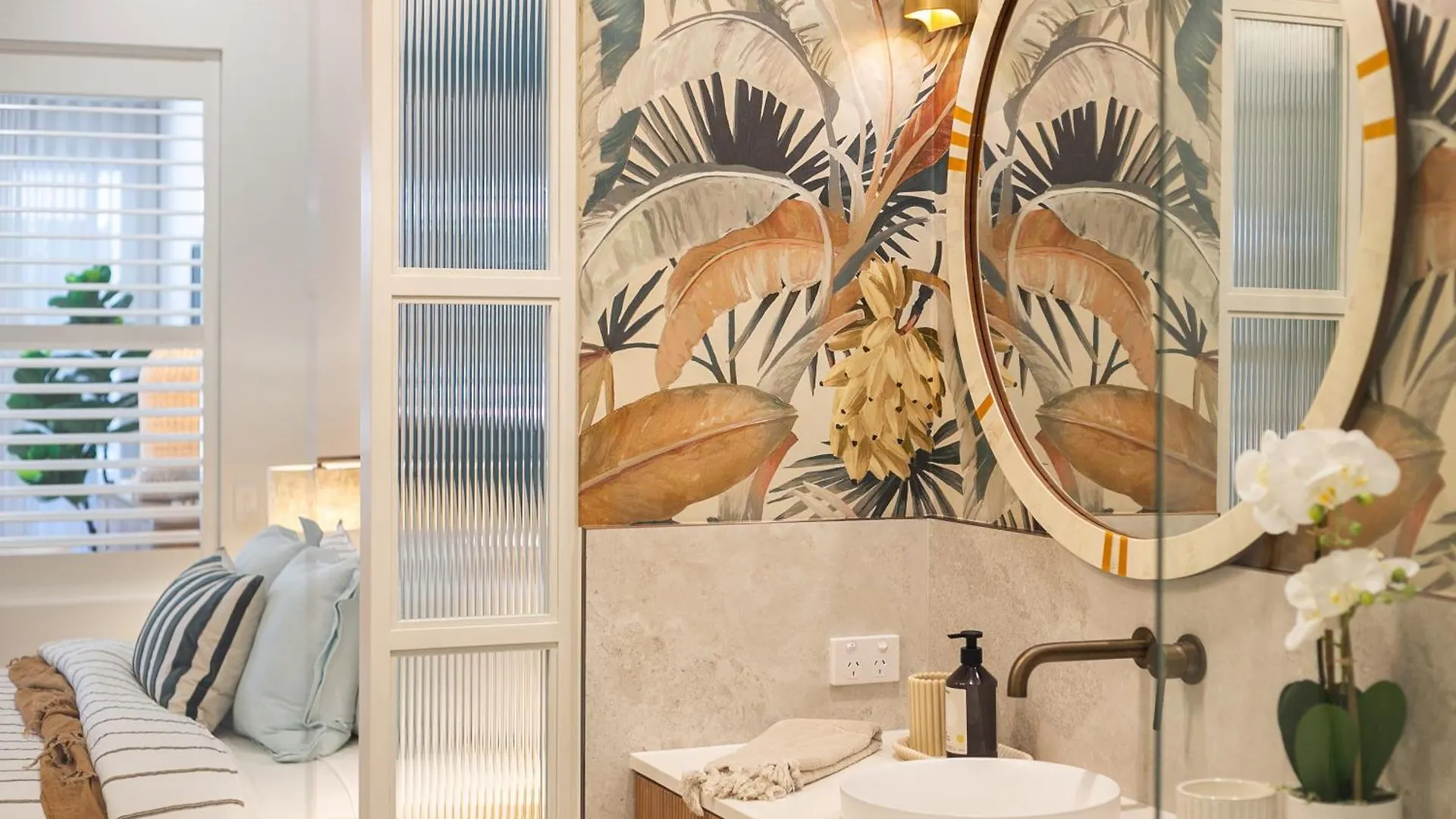 Monsoon Luxury Apartment Port Douglas