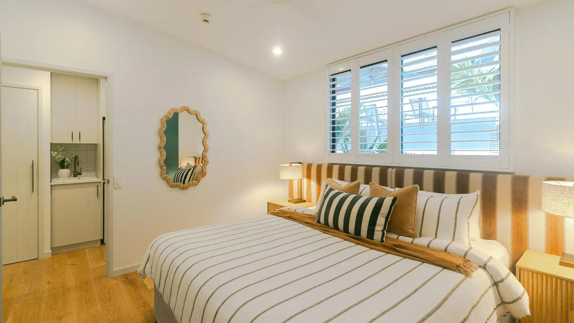 Monsoon Luxury Apartment Port Douglas
